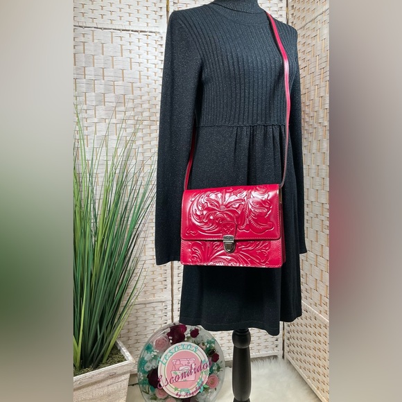 EUC Patricia Nash Laurentina Tooled Leather Crossbody|Clutch - Magenta - Picture 4 of 14